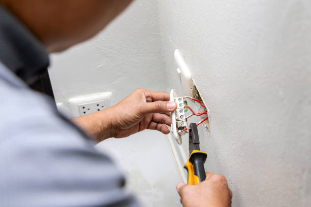Best Circuit Breaker Repair  in Whitestown, IN
